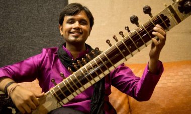 Bhagirath Bhatt - The Sitar Expert