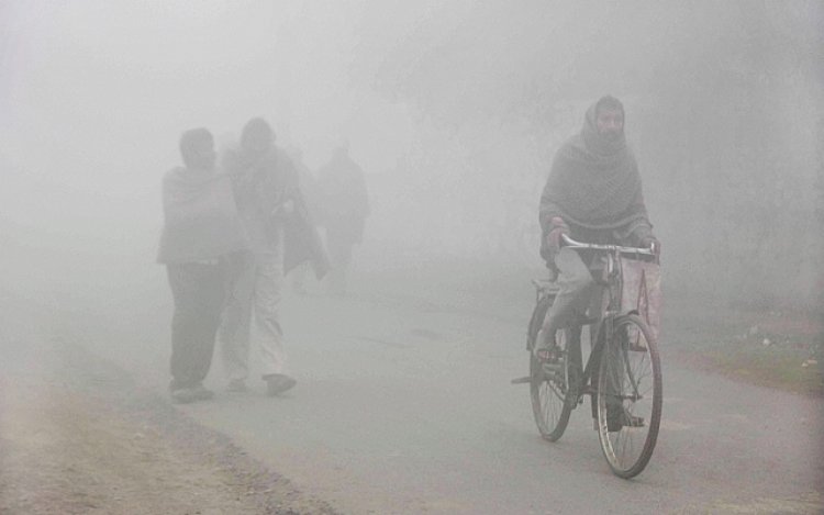 Northern India, already shivering with bone-chilling temperature, sees rainfall.