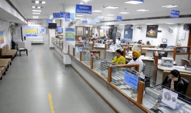 Lucknow: FIR against bank officer for embezzlement of 45 crores.