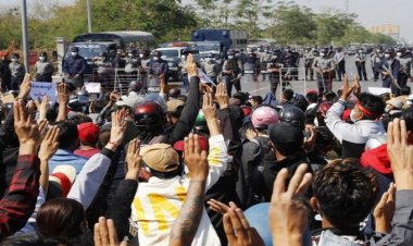 Myanmar asks India to return it's 8 policemen who are taking refuge there