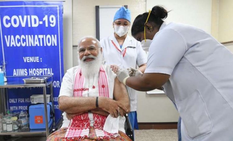 Prime Minister Narendra Modi took the first dose of Corona vaccine in AIIMS