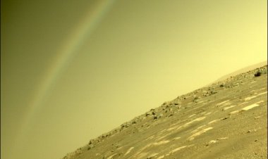 Rainbow made in the sky of Mars, NASA's Mars rover took a terrific photo, know how it happened