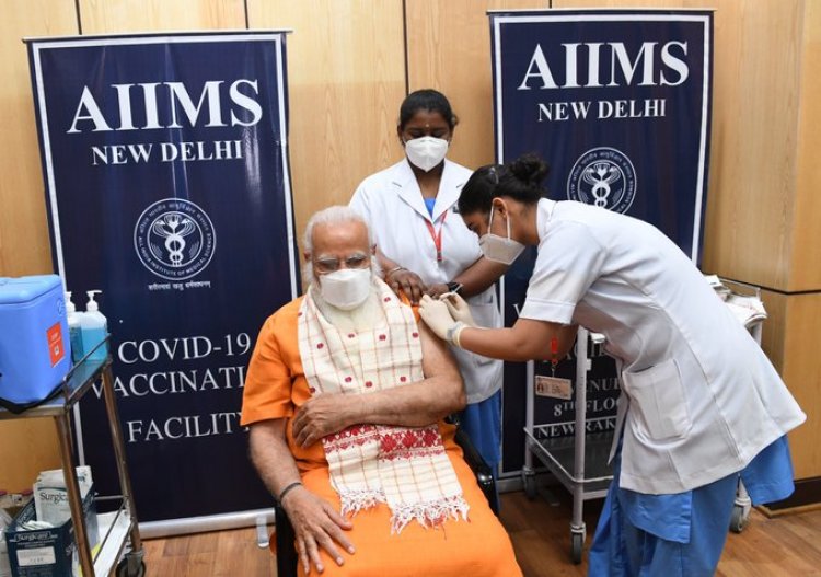 PM Modi took second dose of Corona vaccine, said - Vaccination is the way to defeat the virus