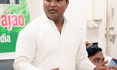 Congress angry over Delhi Police interrogation of Srinivas, accused of harassment in Red Raj