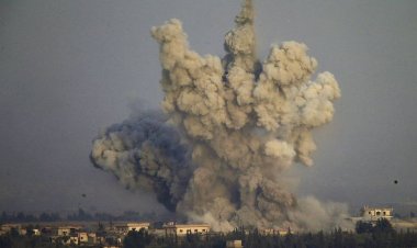US launches air strikes in Syria and Iraq, targets Iran-backed groups