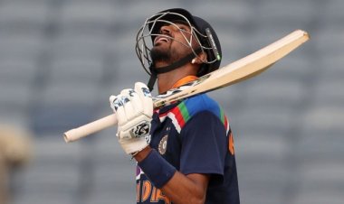 Krunal Pandya found corona infected, India vs Sri lanka 2nd T20I match postponed