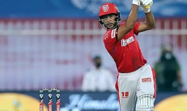 PBKS vs RCB: Punjab Kings broke CSK's record then Dhawan overtakes Warner in scoring runs while chasing