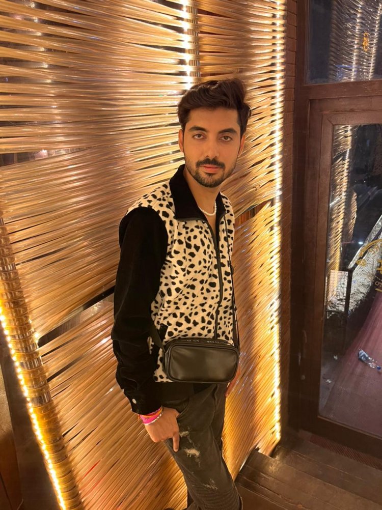 Mohit Kapoor celebrity fashion stylist Awarded Stylist of the year 2022 by WoW.