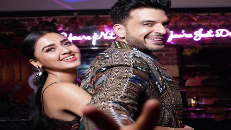 Karan Kundra kissed Tejashwi Prakash in front of everyone on the stage of the TV show, the 'best serpent' turned red with shame