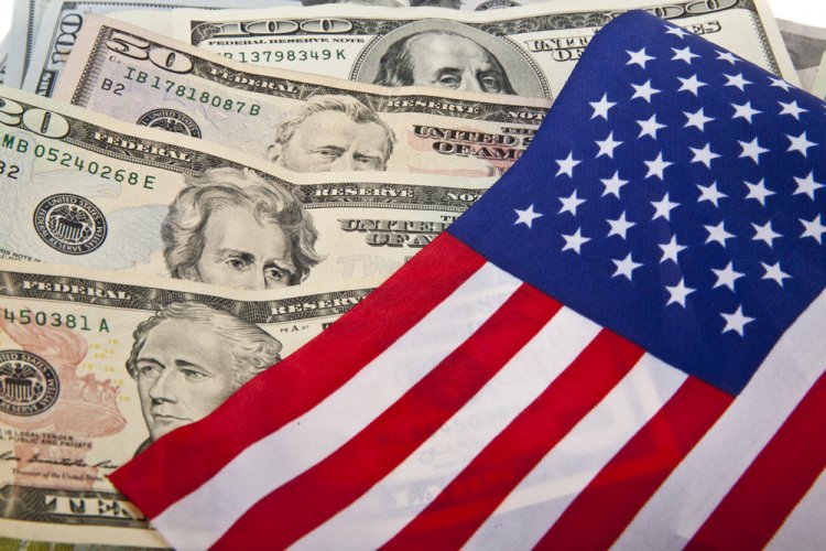 US Economy: US economy shrank 0.9% in last quarter, country nears recession