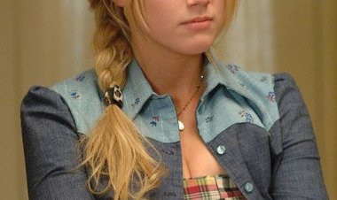 Amber Heard is in love with pie! Adult film offer received to pay off debt