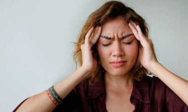 Migraine Diet: Troubled by migraine pain, follow these 3 effective Ayurvedic tips