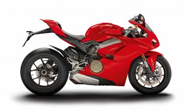 2022 Ducati Panigale V4 motorcycle launched, will get tremendous mileage with three variants