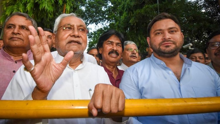 Nitish Kumar took oath as CM for the 8th time, Tejashwi Yadav became Deputy CM, the beginning of new politics in Bihar.