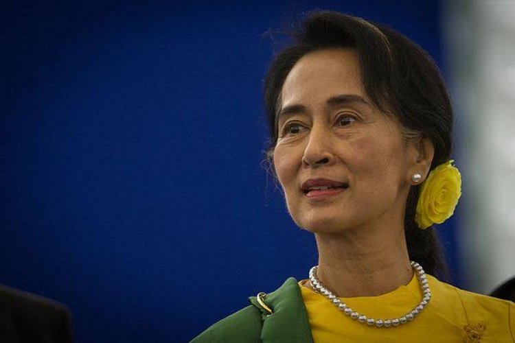 Myanmar: Aung San Suu Kyi sentenced to 6 years in jail, convicted in corruption case