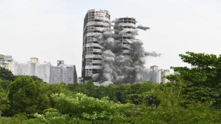 Noida Twin Tower demolition