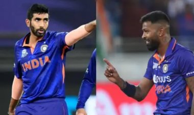 Ricky Ponting selected the current top 5 players of the world in T20I, given place to two Indian Cricketers