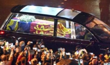 Queen Elizabeth II: Thousands of people gathered and lined up 30 hours ago, for the last glimpse of the Queen