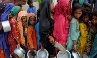 One person dying of hunger every 4 seconds, 345 million people are facing starvation