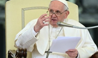 Pope Francis appealed to the youth to save the earth and peace in the world, said- work to make them accountable