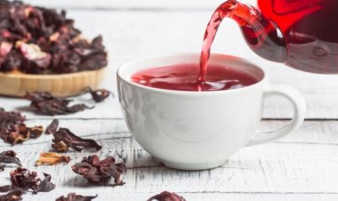 Hibiscus Benefits: Drink hibiscus tea daily to control instant blood sugar