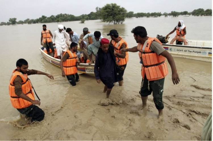 Pakistan flood: one third of pakistan submerged, devastating floods in Pakistan have engulfed one third of the country