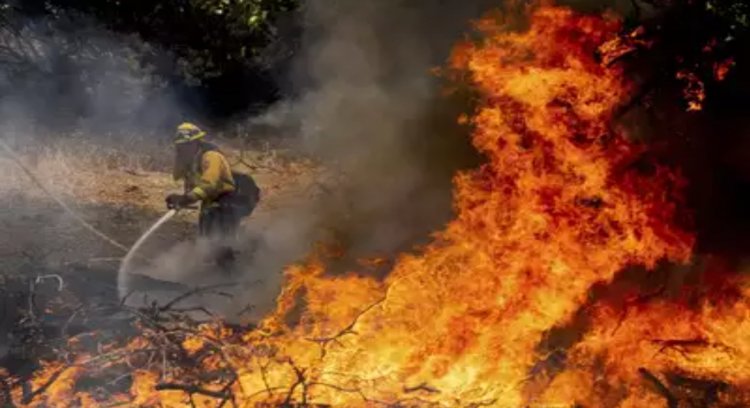 Climate Change: Scientists warned, said- Drought, record heat, fire, and now California may face the grip of floods