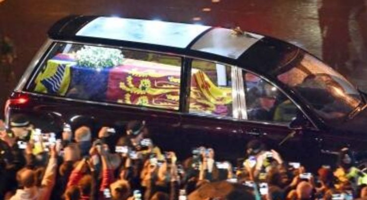 Queen Elizabeth II: Thousands of people gathered and lined up 30 hours ago, for the last glimpse of the Queen