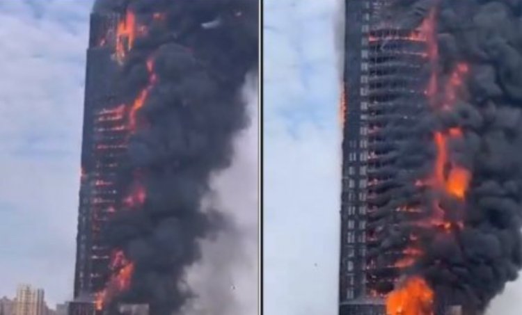 China's skyscraper in the grip of fierce fire, there are many offices and dozens of floors