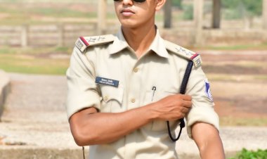 Know all about Youngest SI of MP Vikas Singour, who refused many big offers from giant companies to serve people of the nation