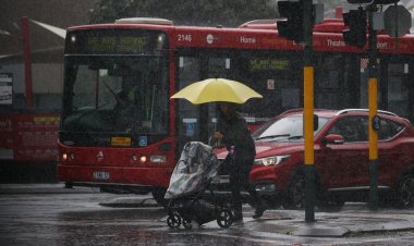 Heavy rain warning in Australia, flood threat in Sydney