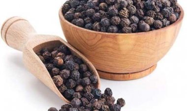 Black Pepper: Consume black pepper with a little thought, these problems can happen to the body