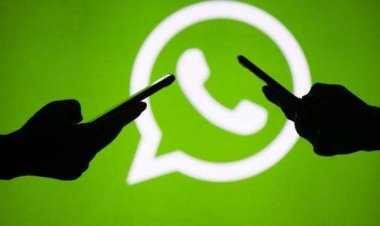 WhatsApp amazing feature, now photos and videos can be sent with captions