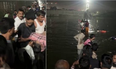 Cable Bridge collapsed on Machchhu River  in Morbi, Gujarat, Over 100 people feared trapped