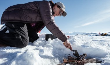 American explorer's camera and equipment found after 85 years in Canada, interesting pictures of the mountain surfaced