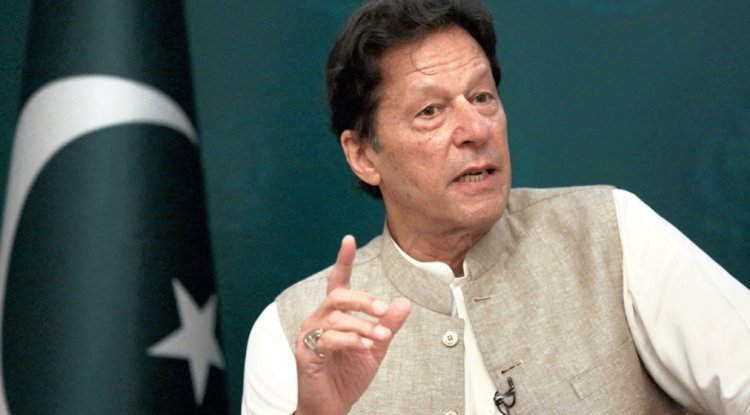 Pakistan Politics: Arrest warrant issued for former PM Imran Khan over threats to female judge