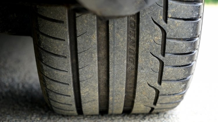 Car Tyre: Do not sell the old tyre by telling the dealer as new, this one trick will be recognized