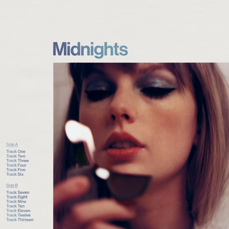 Most awaited Taylor swift 'Midnights' album  released, fans seem really excited