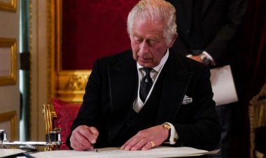 Britain: King Charles took a big decision, will distribute Bonus to Royal staff 'out of own pocket' to help them financially
