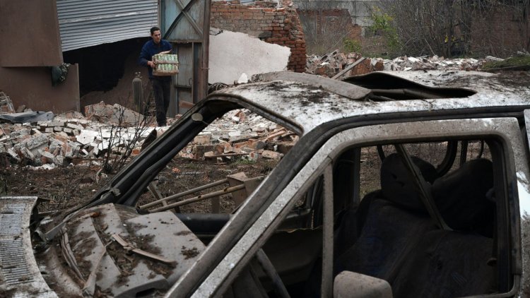 Ukraine's southern city of Kherson becomes the new center of war, Russian soldiers are harming civilians