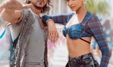 'Pathaan' new song  'Jhoome Jo Pathan' song out, Deepika and Shah Rukh set fire on the screen