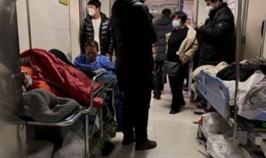 China: uncontrollable situation in China, hospitals full of patients; Employees working overtime at funeral sites