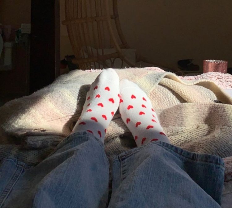 Health Tips: Be careful if you sleep wearing socks in winter, this habit can be harmful for your health