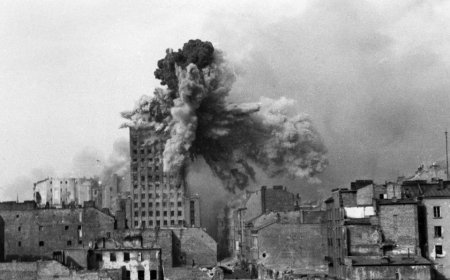 Explosion in Warsaw: 7 injured in Warsaw Explosion, fire brigade personnel reached the spot