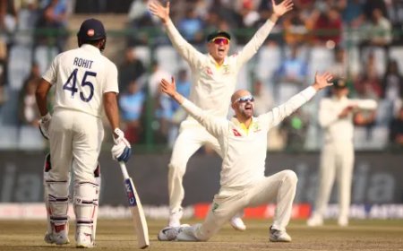 Nathan Lyon breaks Muttiah Muralitharan's record, became the first bowler to take 100 Test wickets against India