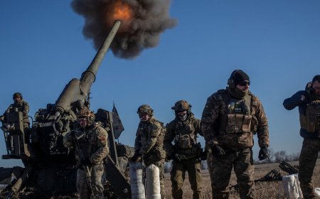 Ukraine's strategic city Bakhmut may soon go under Russia's control, 85 attacks in last 24 hours