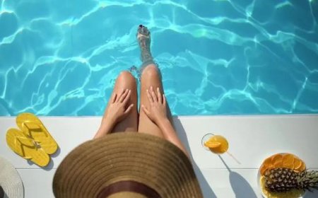 Women of Berlin allowed to swim topless in the city's public swimming pools