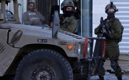 Israeli troops killed three Palestinian gunmen in West Bank, fourth gunman was detained after surrendering