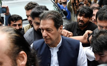Islamabad court sent summons to Imran Khan in Toshakhana case, will appear in court on April 11