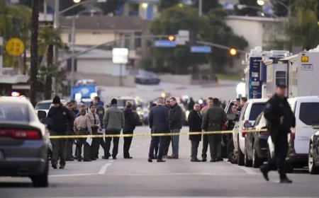 US Shooting: five killed in shooting at downtown bank in Louisville; Attacker Stack